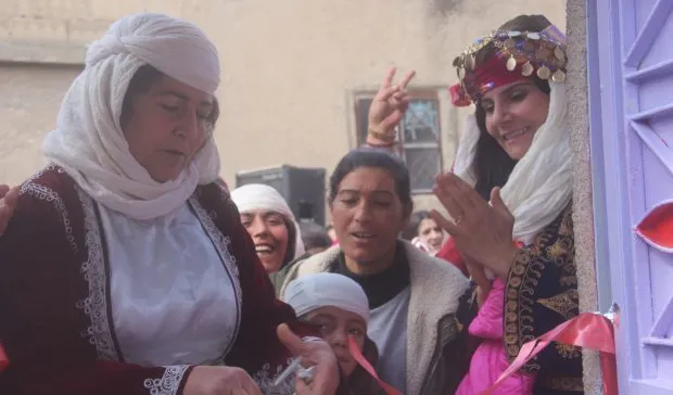 Navenda Tevgera Kevana Zêrîn a Kobanê hate vekirin