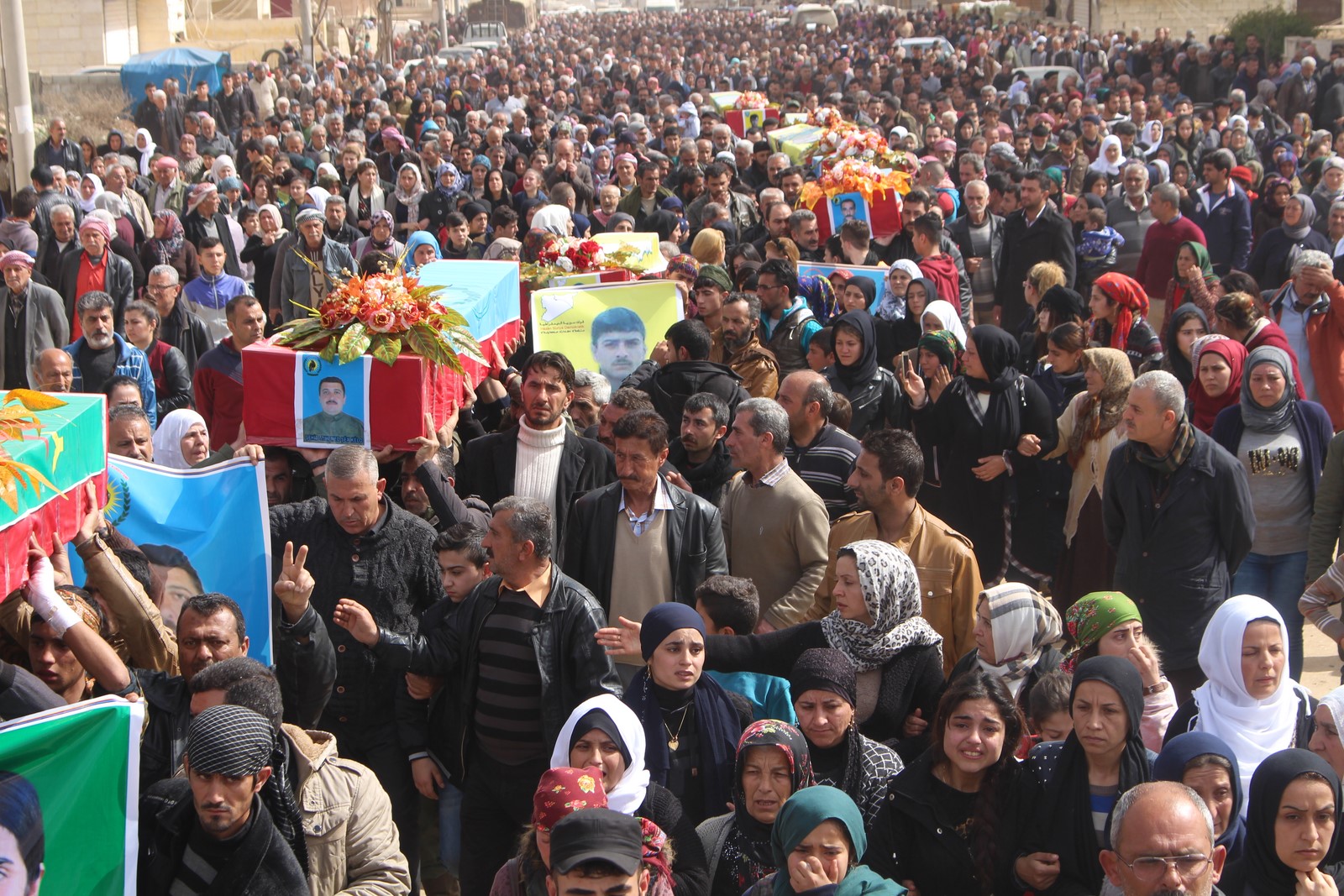 Efrînê 17 şehîdên berxwedana serdemê oxir kirin