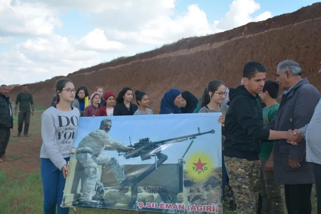 60 kes tevlî nava refên HPCʹê bûn