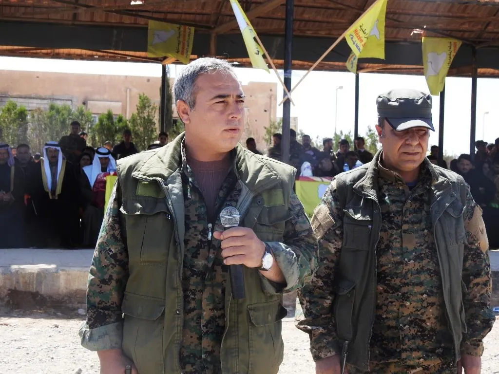 QSDʹê yekem Lîwaya leşkerî li Reqayê ava kir