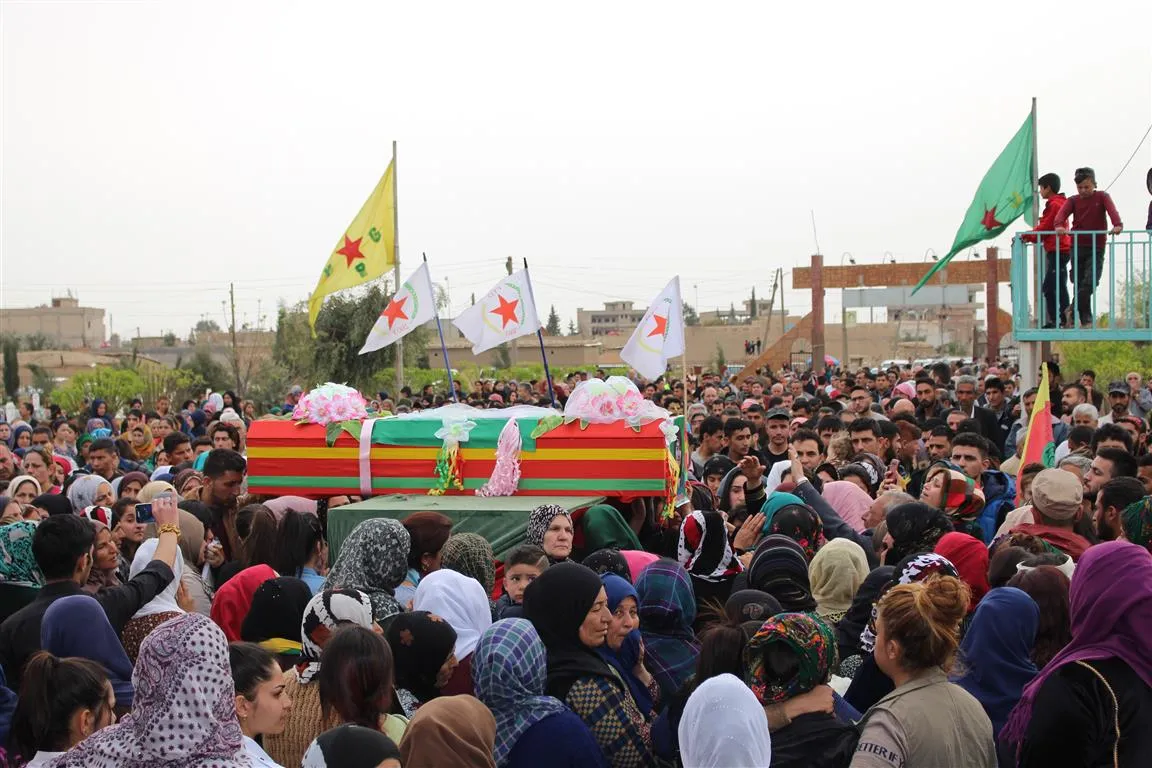 Gelê Qamişlo Jina Ciwan a Şoreşger bi merasîmeke bi heybet oxir kirin