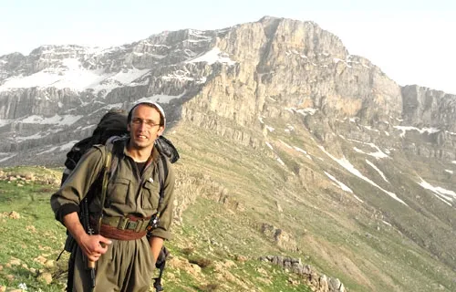 Derhinêr, sînameger û milîtan Xelîlê Çiyayî