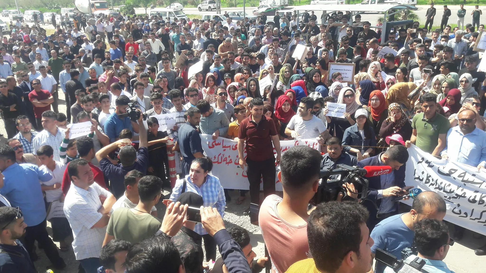 Li Başûrê Kurdistanê xwepêşandan di roja 8. de dewam dike