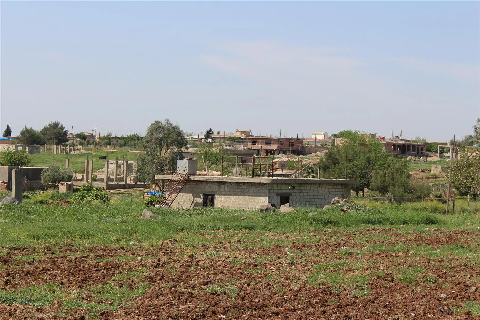Ev du sal in zeviyên çandiniyê hedefa guleyên dagirkeriyê ne