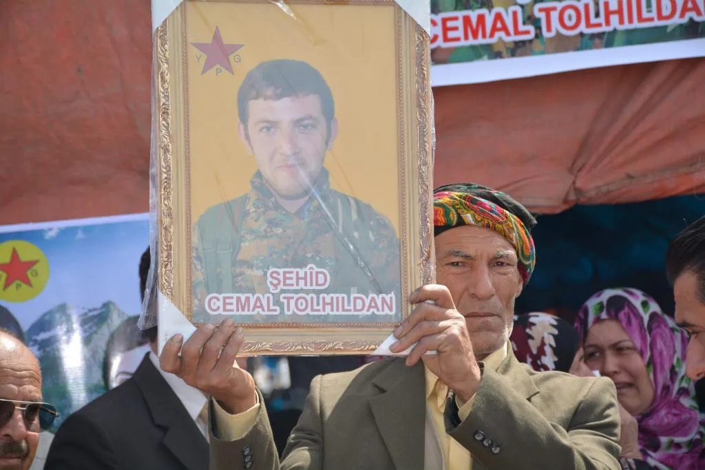 Sersaxî malbatên cangoriyên Berxwedana Serdemê re hate xwestin