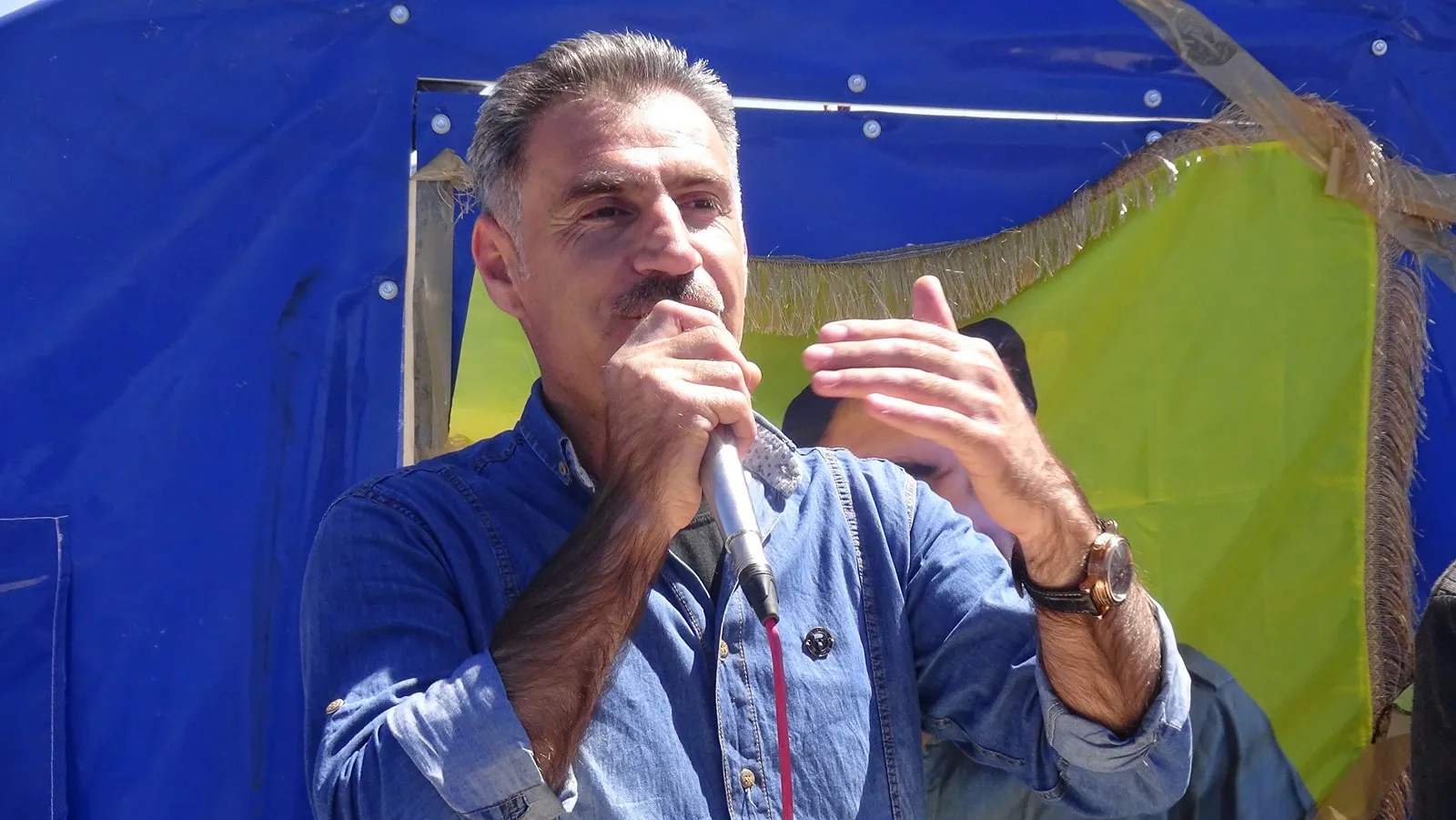 Şêniyên Efrînê rojbûna Ocalan pîroz kirin