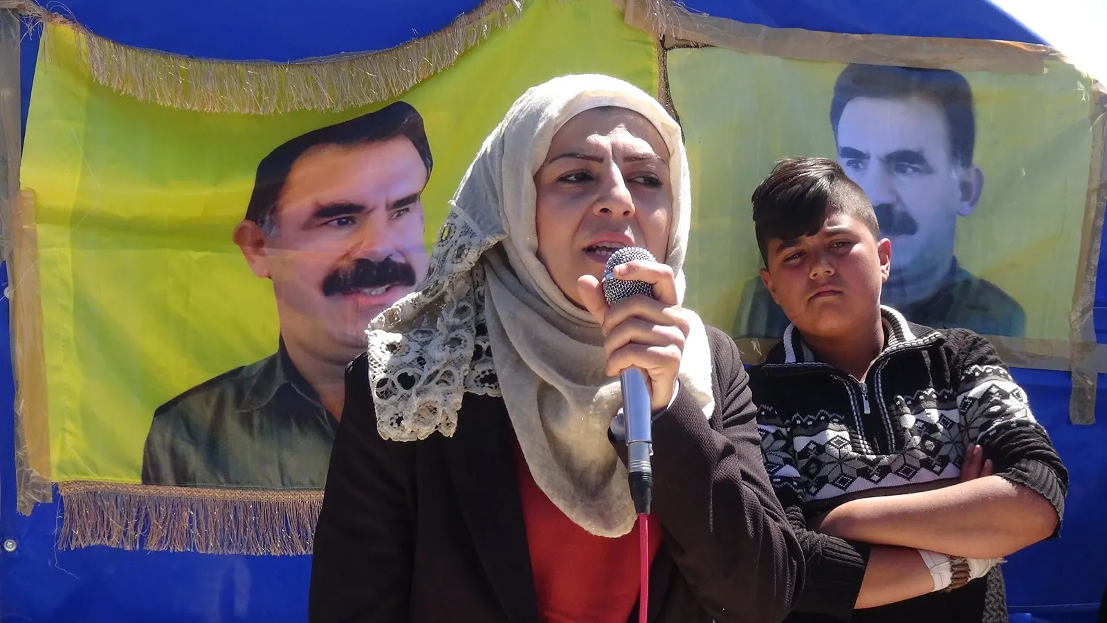 Şêniyên Efrînê rojbûna Ocalan pîroz kirin