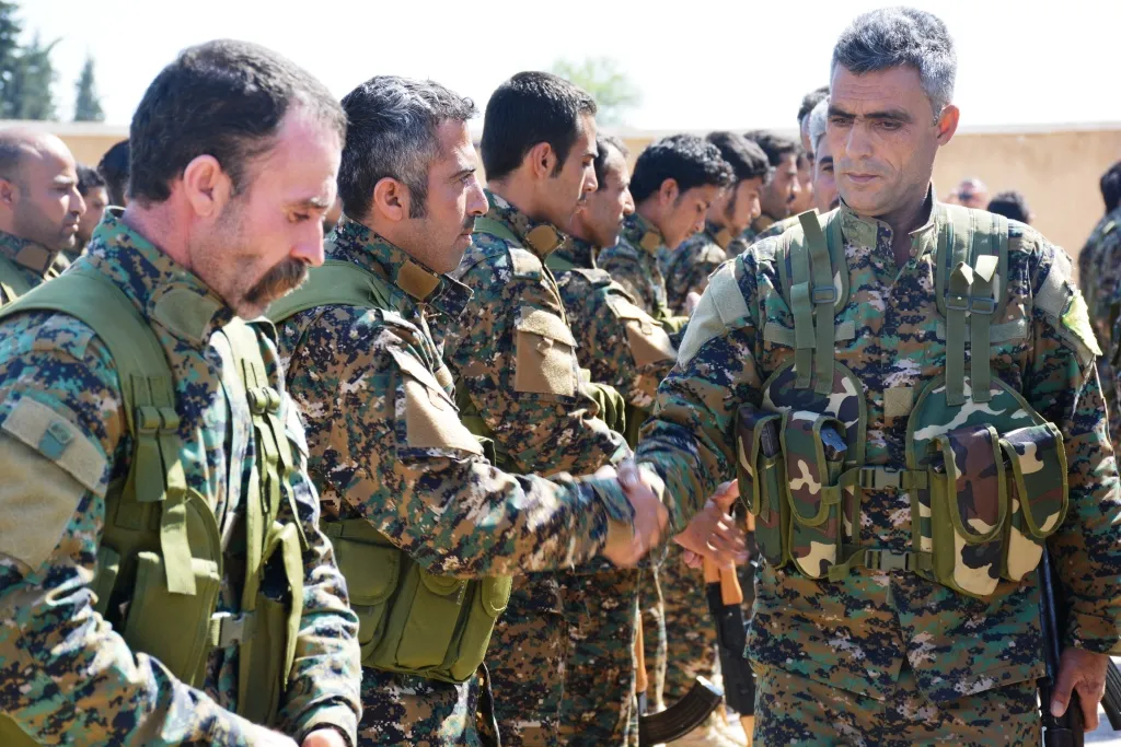 239 ciwanên Dêrazorê tevlî QSD‘ê bûn