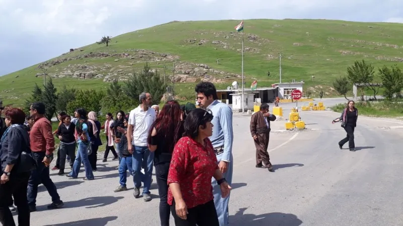 Asayîşa PDK’ê êrîş kir, gel hêrsa xwe nîşan da