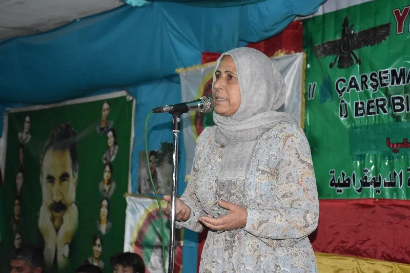 Êzidiyên Helebê Çarşema Sor pîroz kirin