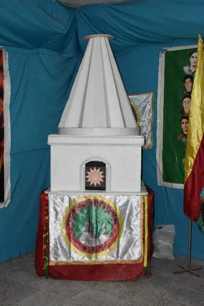 Êzidiyên Helebê Çarşema Sor pîroz kirin