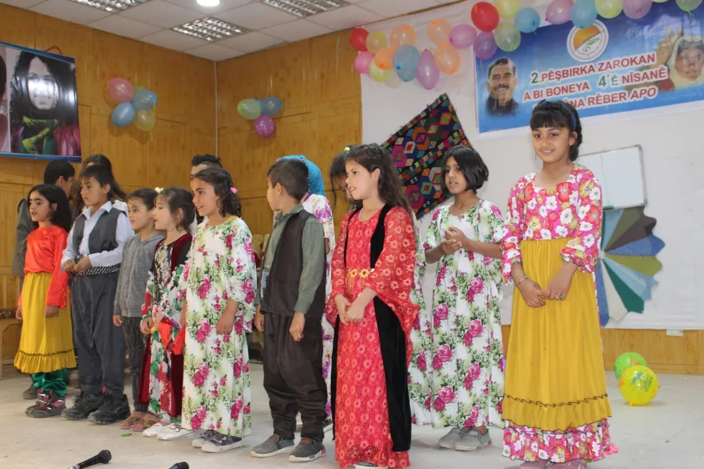 Li Kobanê û Dirbêsiyê şahiyên zarokan hatin lidarxistin