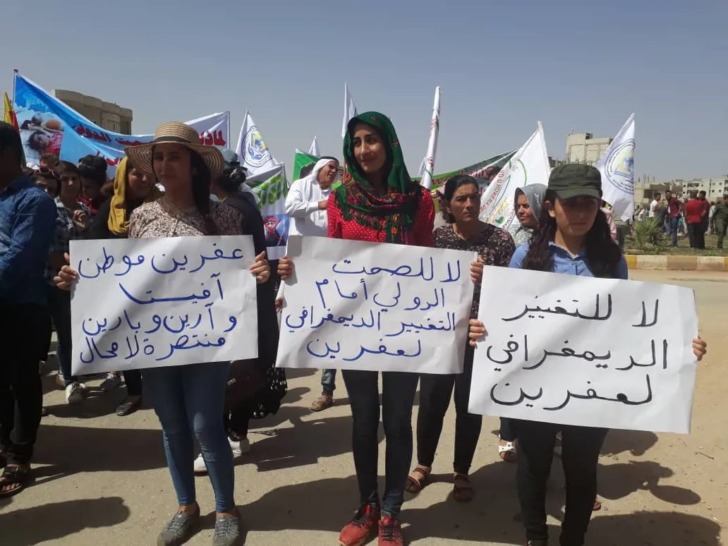Bi hezaran Kobanî li dijî dagirkeriya Tirk dimeşin