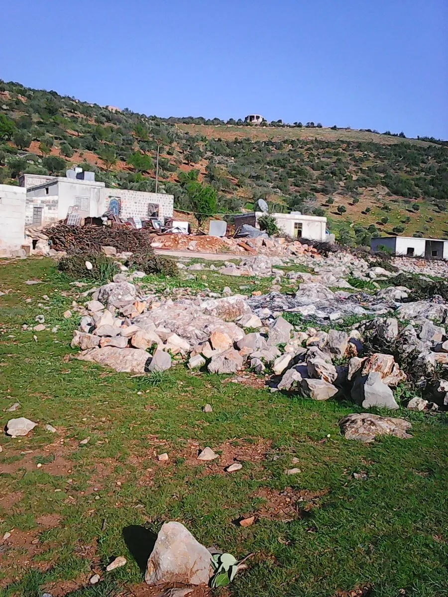 Dagirkeriya  Tirk li Efrînê daran radike û bargehan çêdike