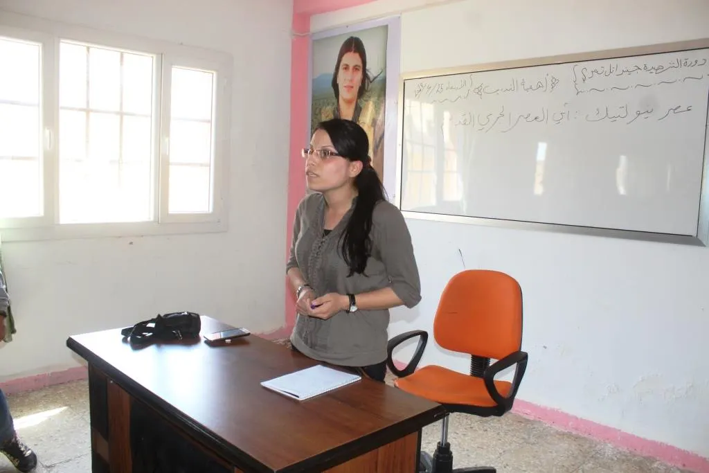 Akademiya Meclîsa Jinên Sûriyê dewreya 3`yemîn bi dawî kir