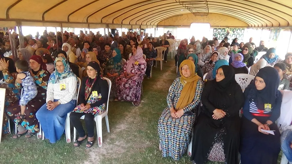 Sedan kesî sersaxî ji malbatên 2 şehîdan re xwest