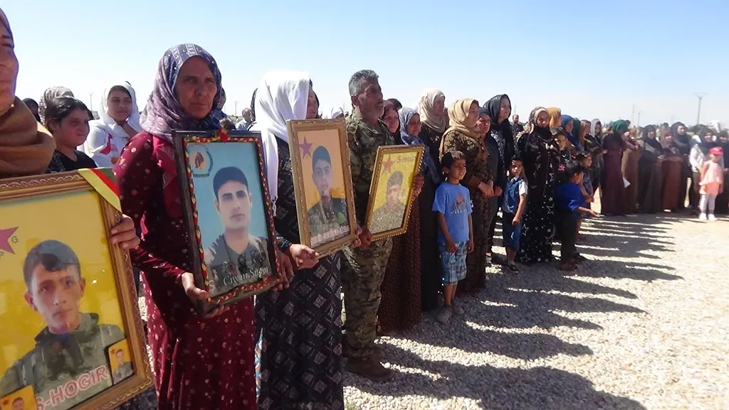 Şehîdên meha gulanê hatin bibîranîn