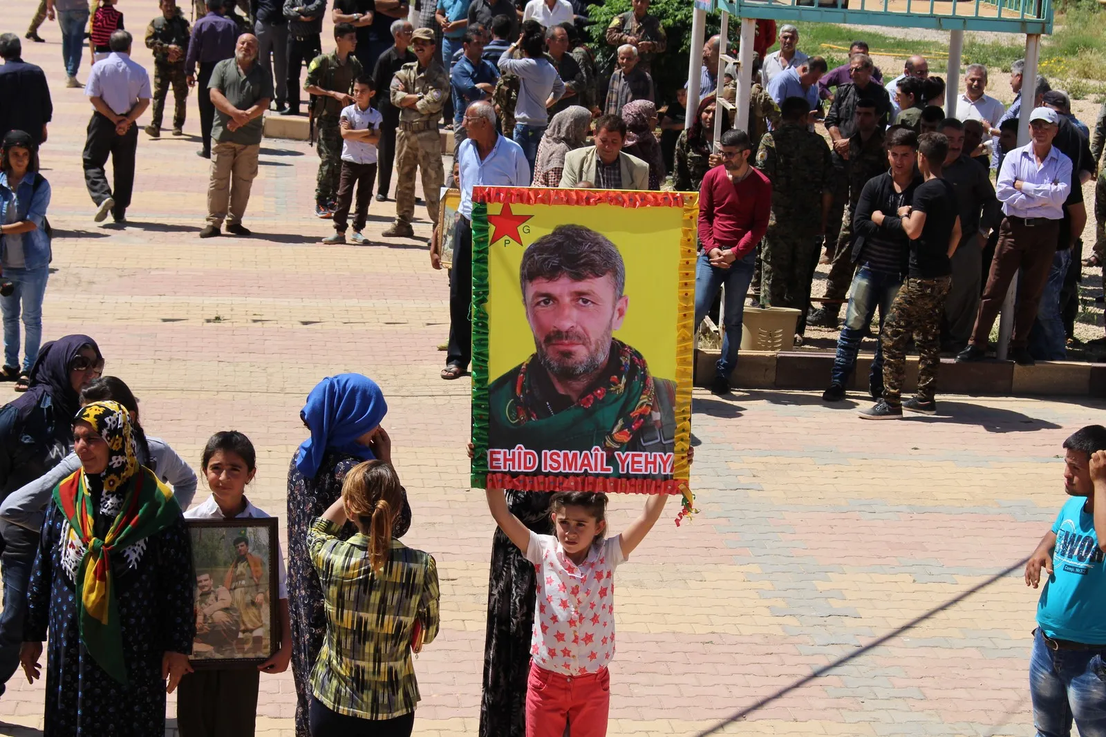 'Em ê şopdarên riya şehîdên xwe bin'