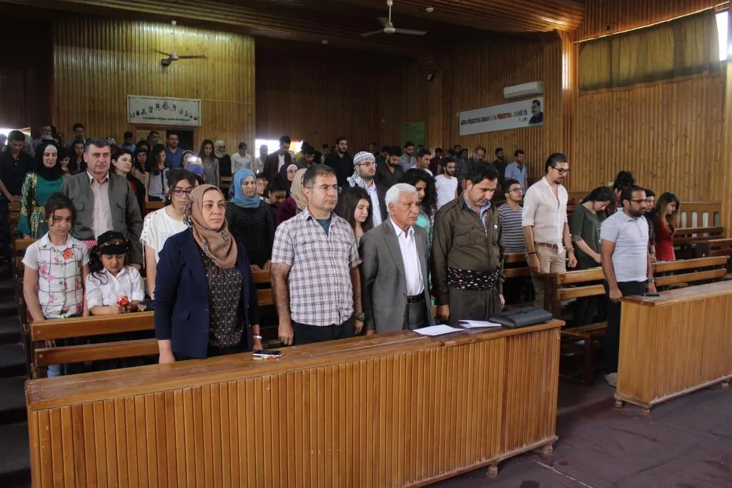 Xwendekarên Zaningeha Rojava Roja Zimanê Kurdî pîroz Kirin