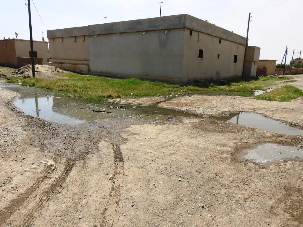 Av derbasî malan dibe û welatî banga çareserkirinê dikin