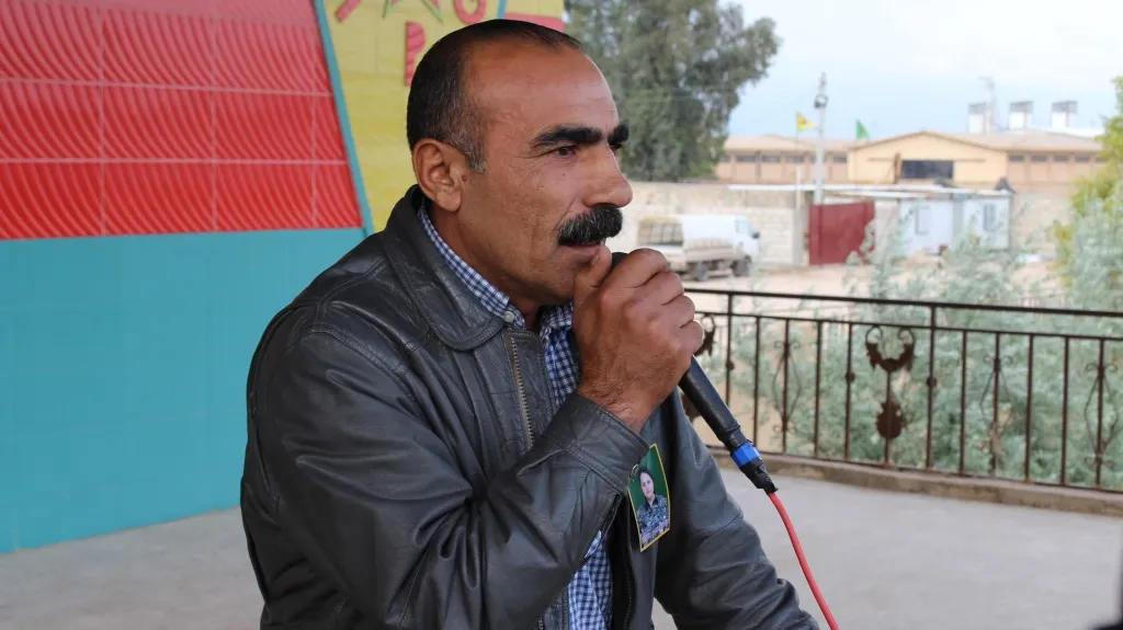 Gelê Qamişlo cenazeyê şehîd Roza Efrîn oxir kirin