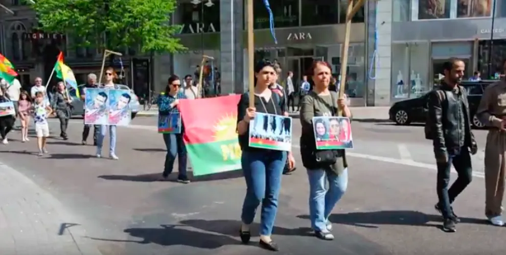 Kurdên Stockholmê darvekirinên li Îranê şermezar kirin