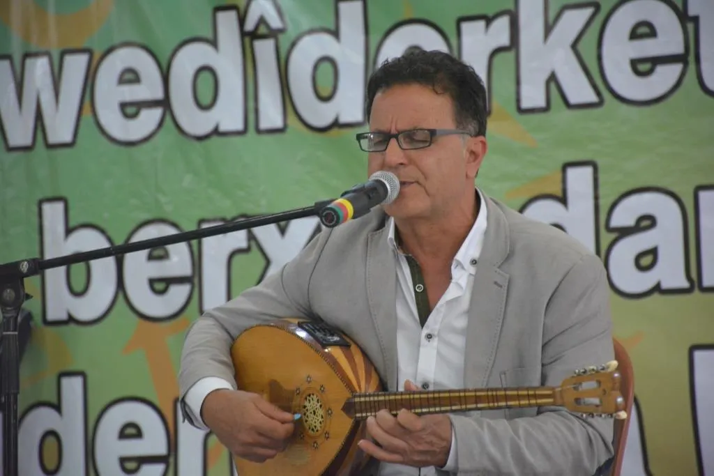 Li herêma Firatê şahiyên pîrozbahiya 15′ê Gulanê