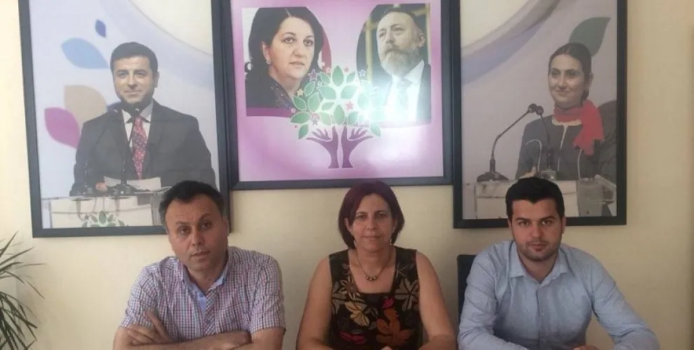 Li Hatayê êrîşî namzetên HDP’ê hate kirin