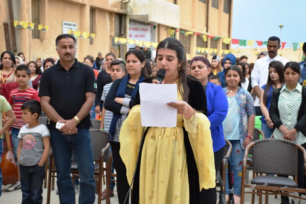 Gelê herêma Cizîrê Roja Zimanê Kurdî pîroz kir