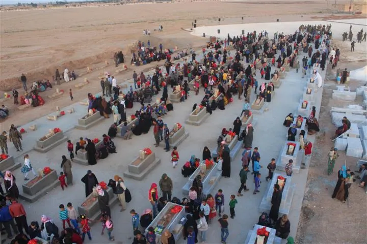 Şêniyên kantona Hesekê serdana goristanên şehîdan kirin