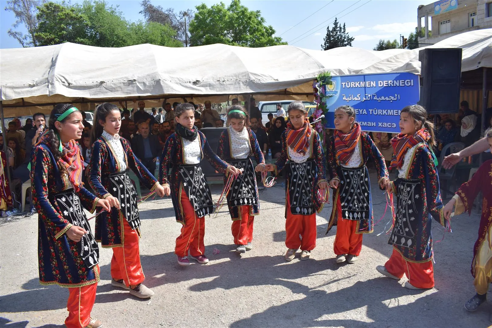 Komeleya Turkmenan gaveke ber bi vejandina çanda Minbicê ye