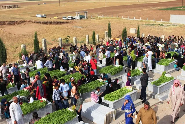 Şêniyên kantona Qamişlo serdana goristanên şehîdan kirin