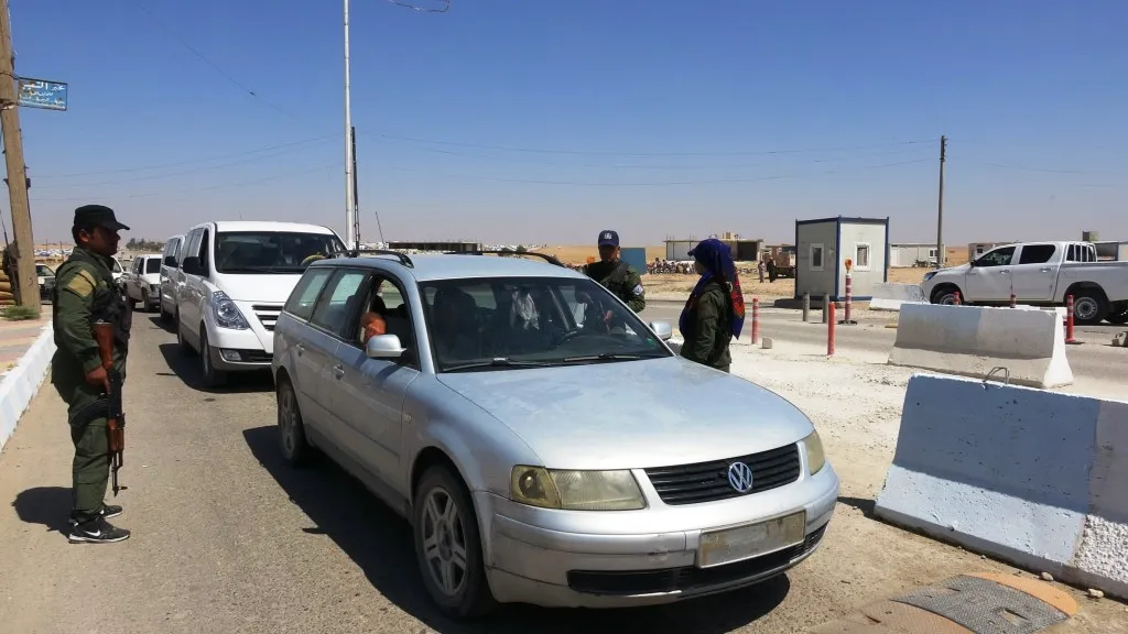 Beriya cejnê sûkên herêma Firatê geş dibin