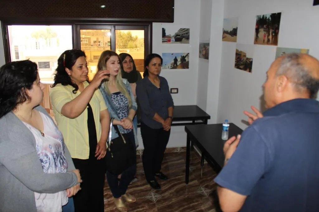 Saziya Zemîna Hevbeş ji bo Efrînê pêşangehek vekir