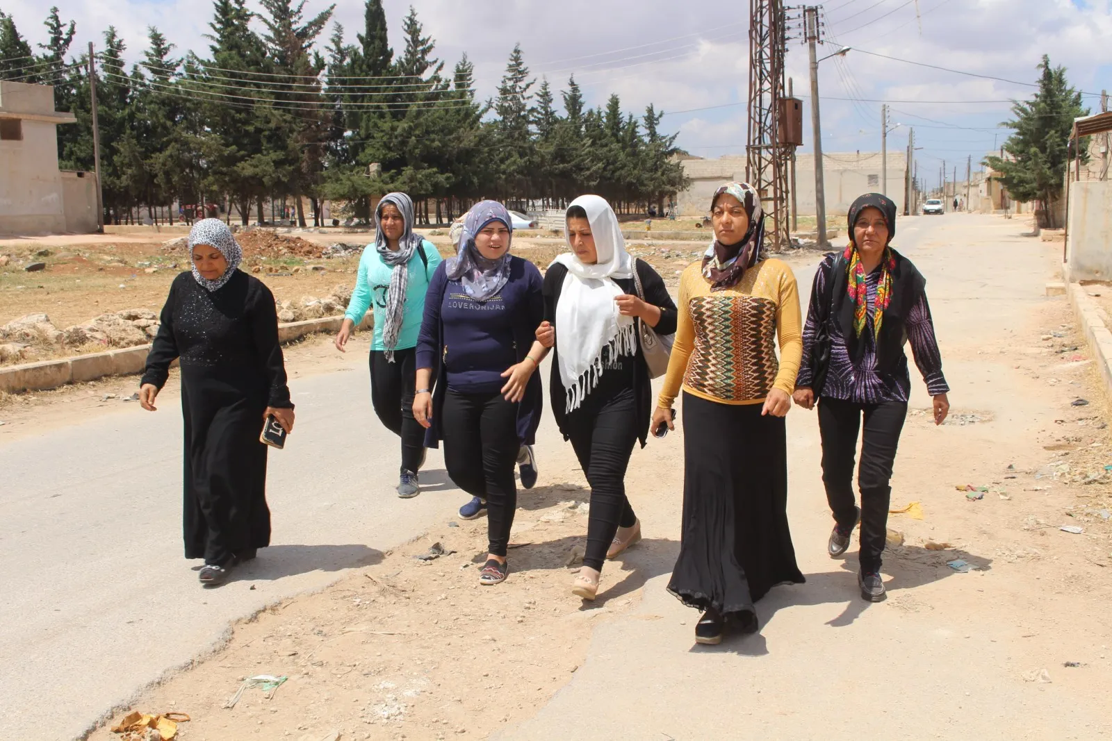 Şandeya jinan serdana malbatên şehîdan kir