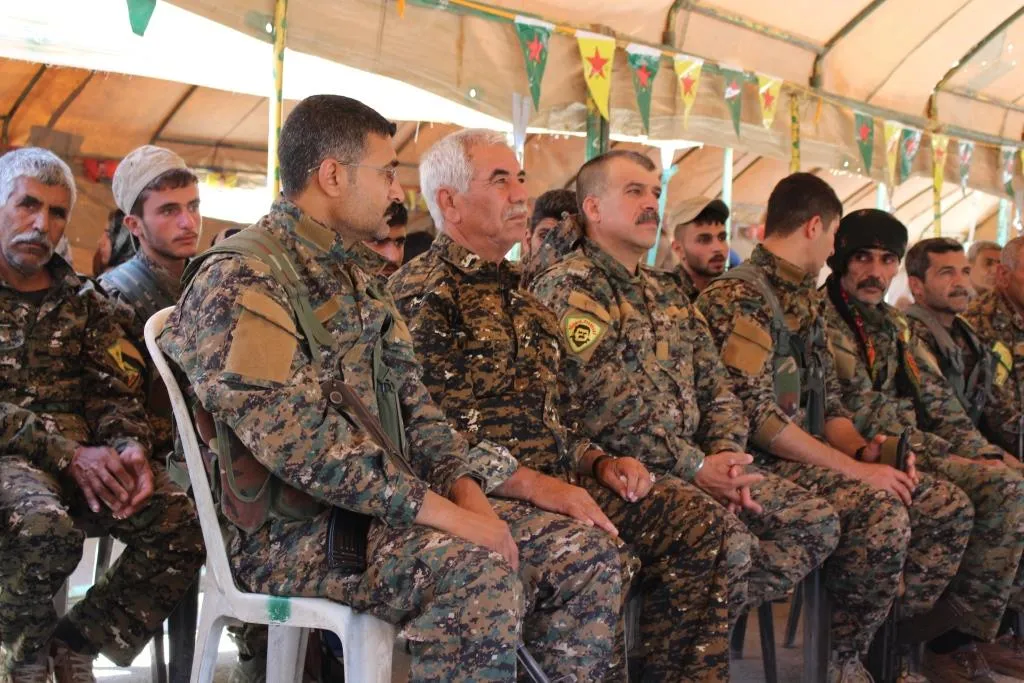 Li Qamişlo ji bo 3 şehîdan merasîma sersaxiyê
