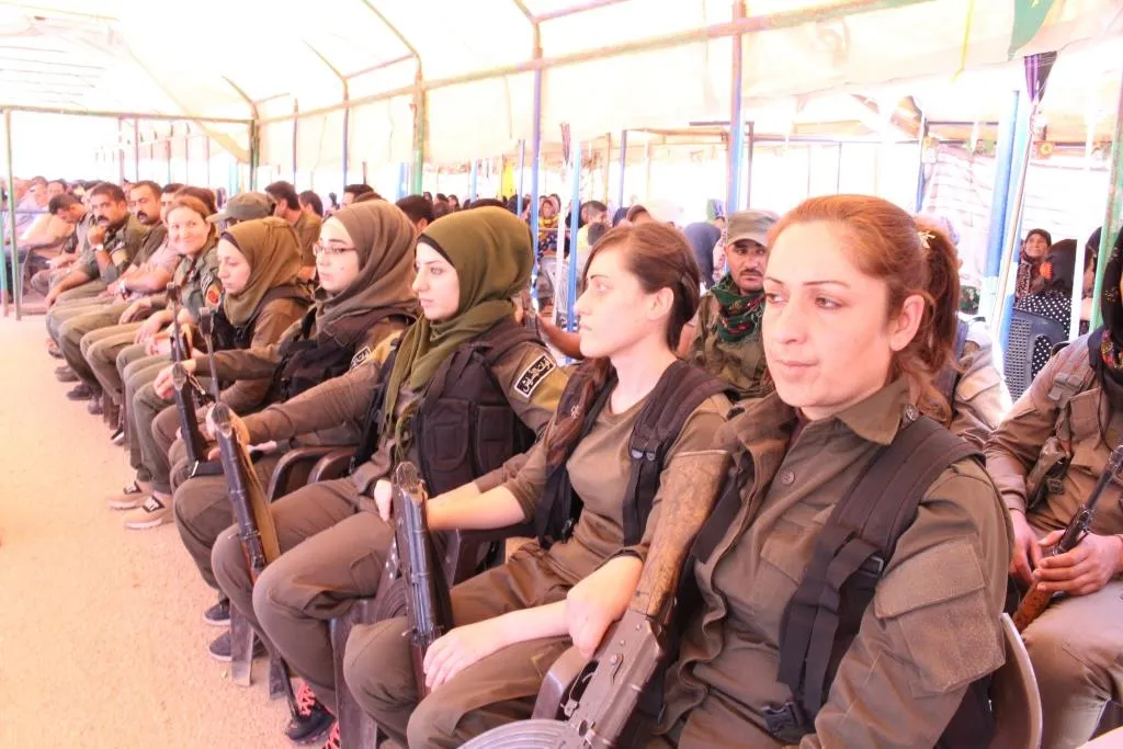 Li Qamişlo ji bo 3 şehîdan merasîma sersaxiyê