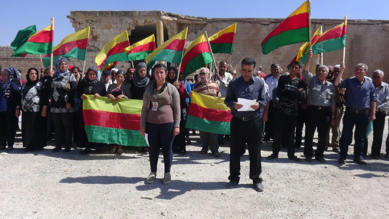 Efrîniyên li Şehbayê hovîtiya dagirkeran şermzar kirin