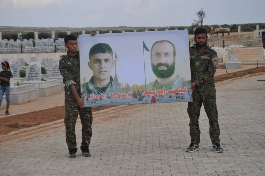 Şehîd Feysel Ebû Leyla û Harûn Kobanê hat bîranîn