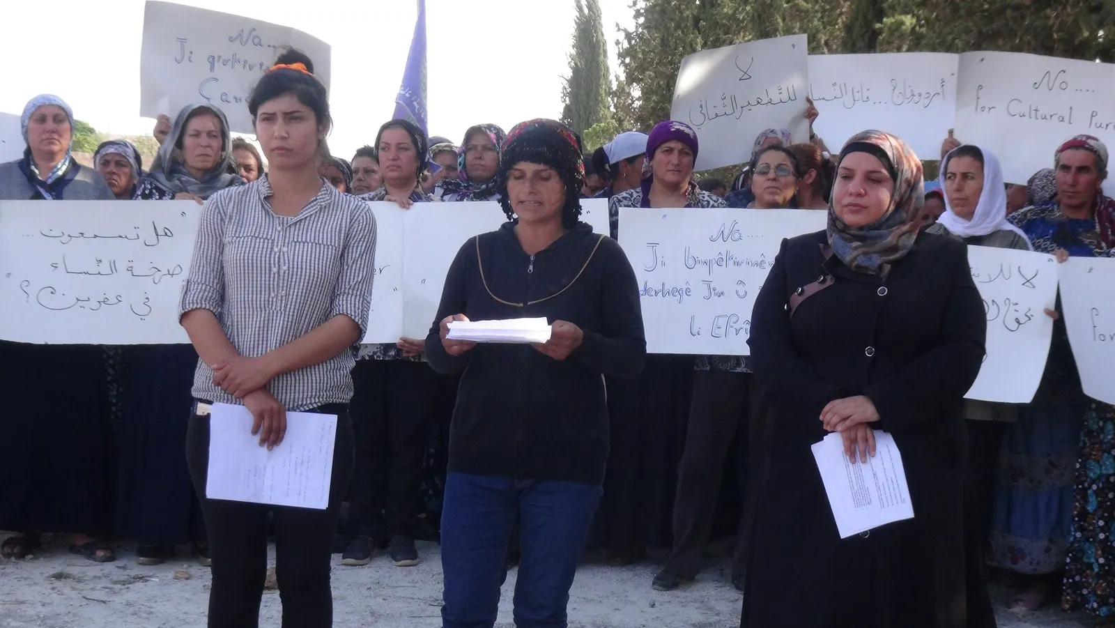 Jinên Efrînê: Heyanî Efrîn rizgar bibe em ê têbikoşin