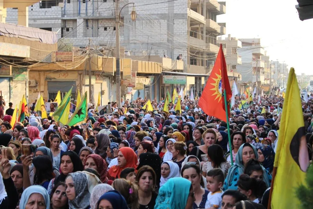 Gelê Qamişlo li dijî dagirkeriyê rabû ser piyan
