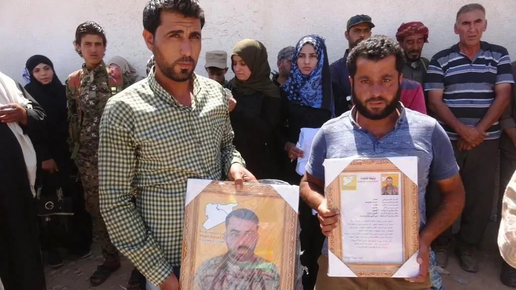 Cenazeyên têkoşer Ehmed û Muhened spartin axê