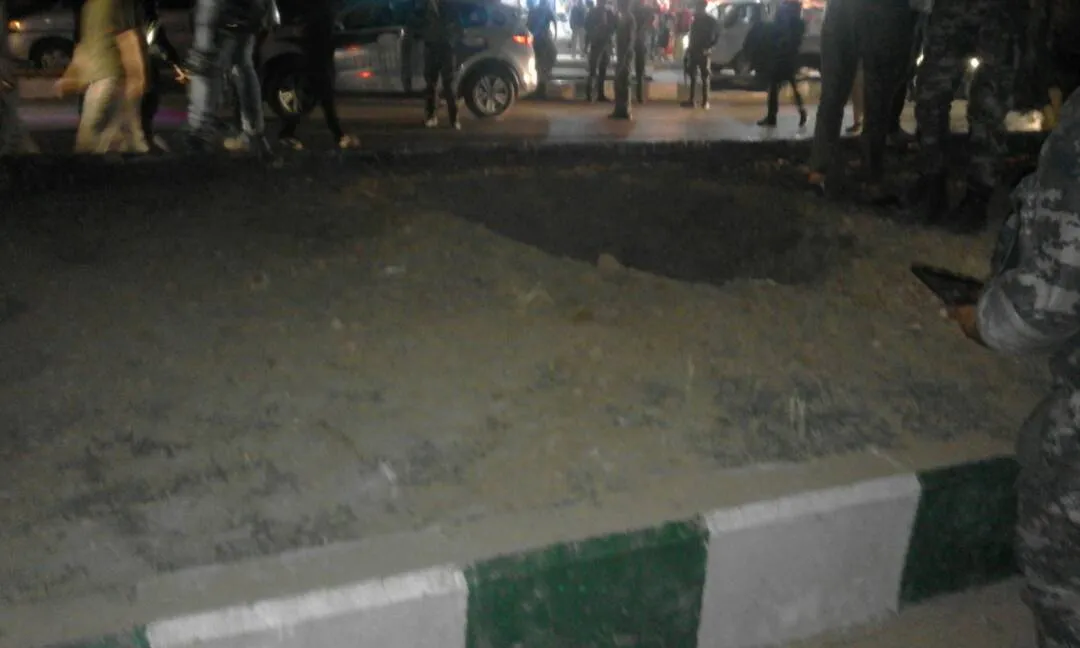 li Minbicê bombeyek deng teqiya, zarokek birîndar bû