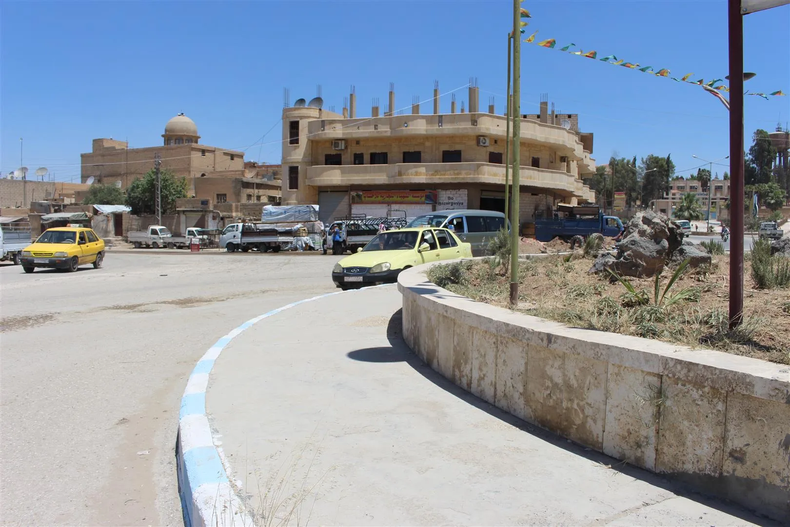 Ruxmî kêm derfetan lê karkerên paqijiyê bi erkên xwe radibin