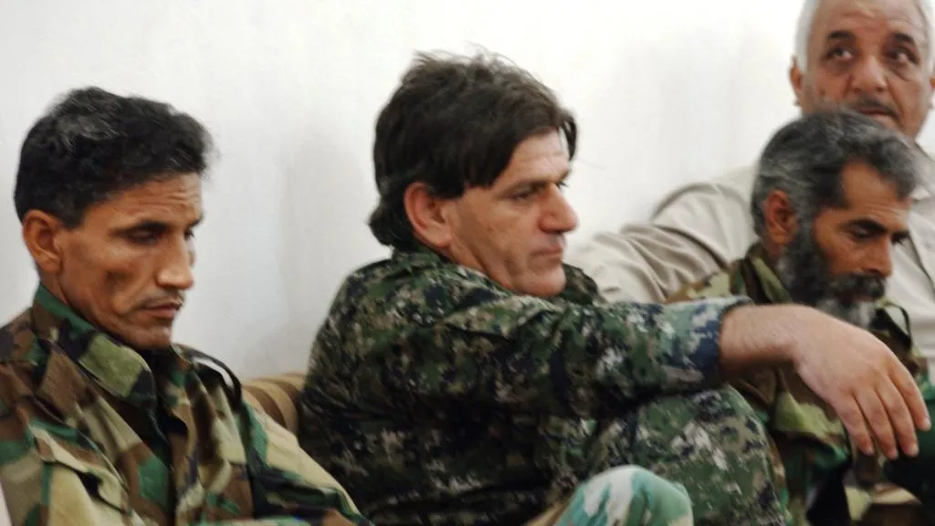 Rûspiyên Reqayê bi QSD'ê re rêbazên xurtkirina ewlehiya bajêr gotubêj dikin