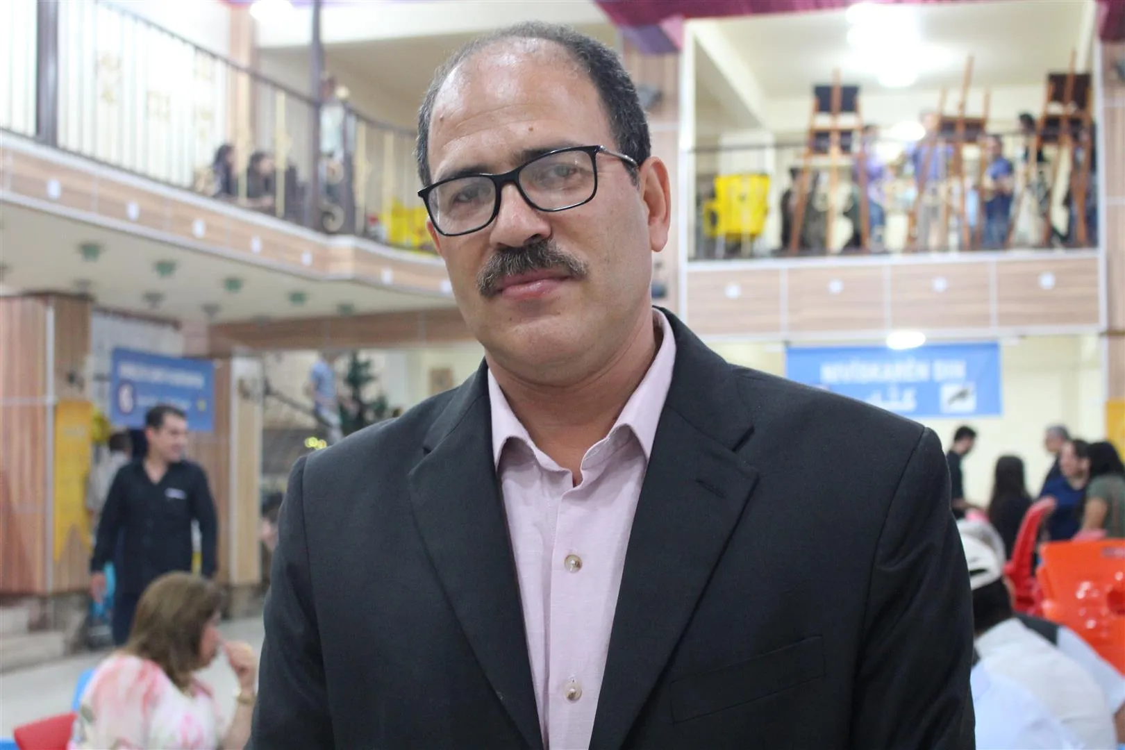 'Pêşangeha pirtûkan derfeta têkiliyên gelan bi Rojava re ye'