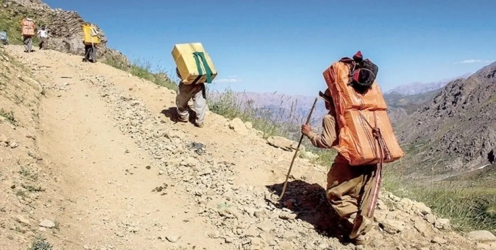 Li Rojhilat pasdarên Îranê kolberekî din qetil kir