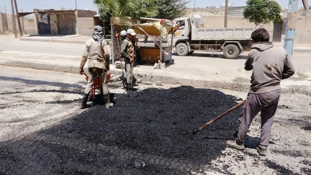 Li Reqayê rêya El-Sace û pira El-Sewami hatin sererastkirin