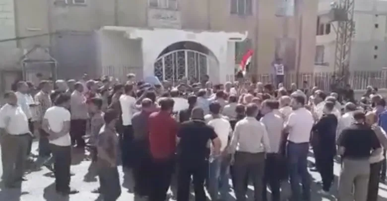 Ji bo ku hêzên rêjîmê bikevin El-Harayê lihevkirin didomin