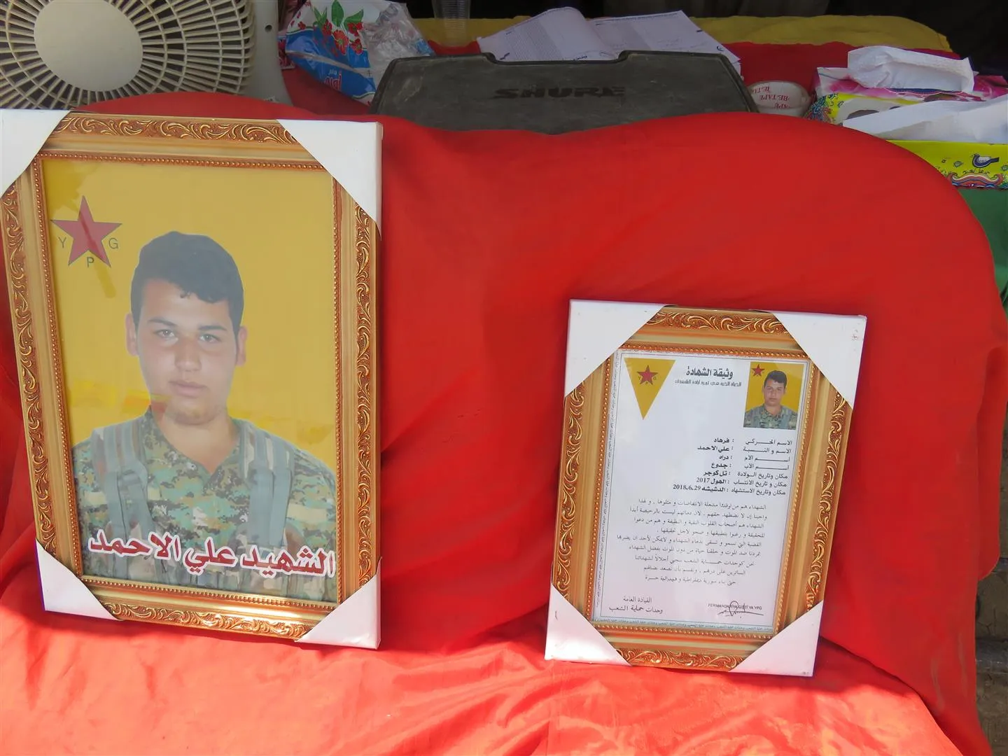 Bi sedan kesî sersaxî ji malbata şehîd Ferhad re xwest